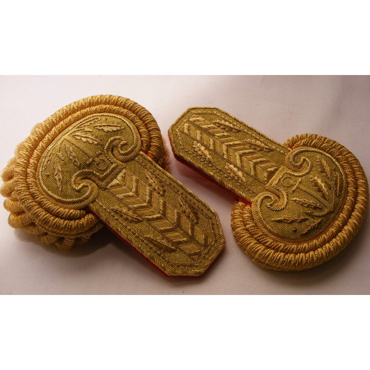 epaul cap corv 2.jpg