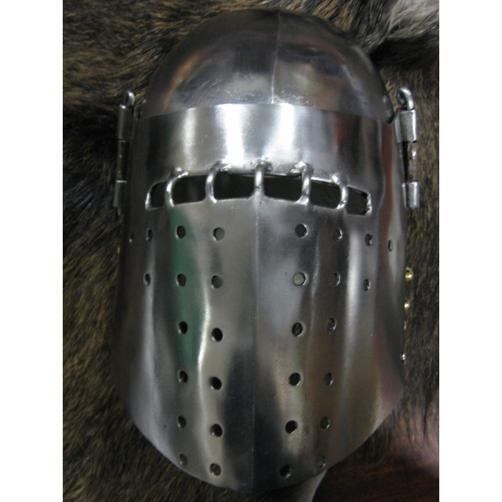 Bacinet de combat a grille