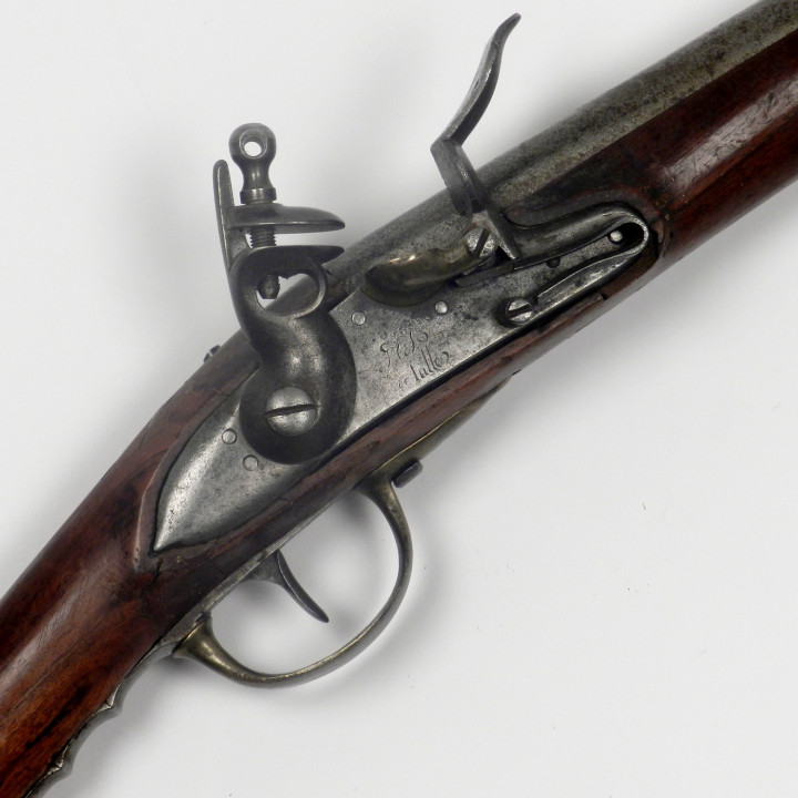 détail chien cote 2 bis.jpg