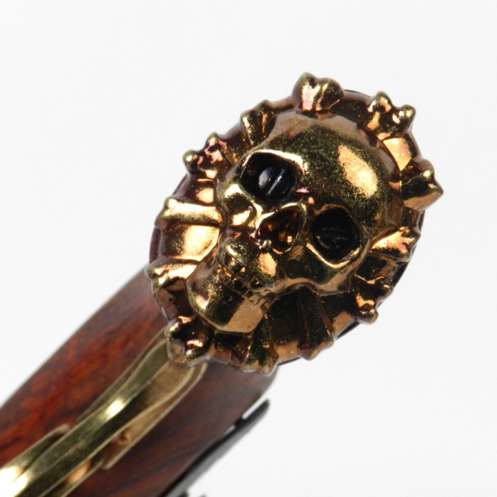 pistolet crosse tête de mort pour pirate