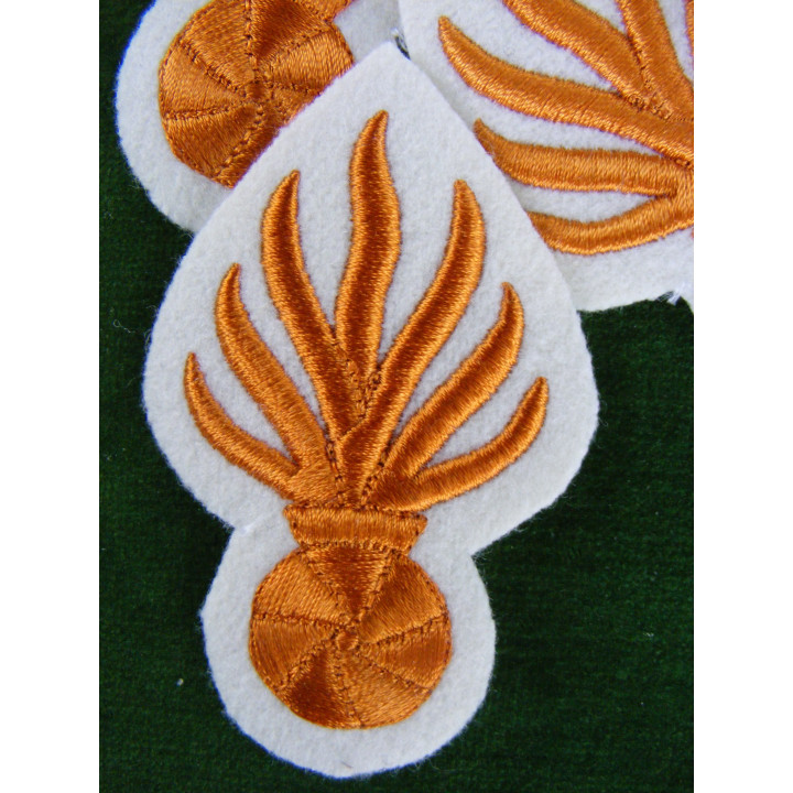 Grenades pour retroussis - Brodées machine