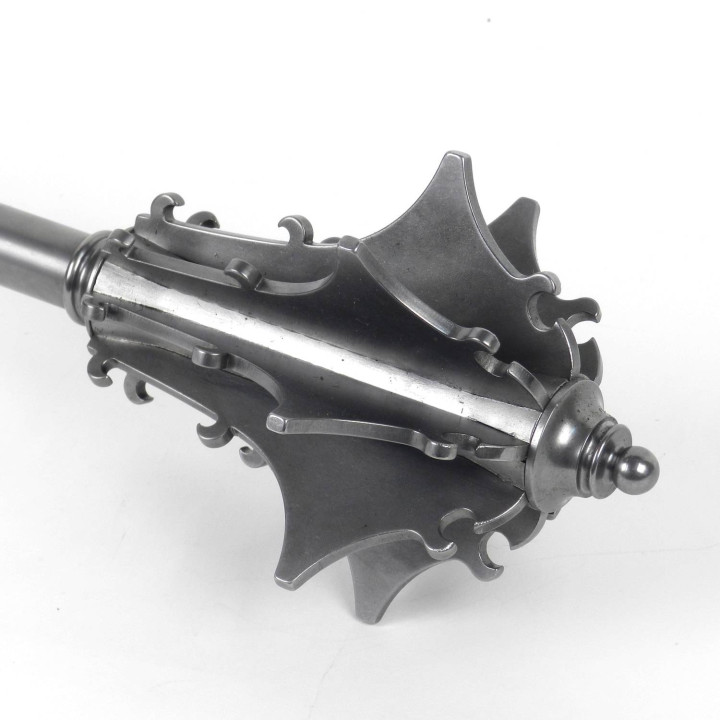 MASSE D ARME A AILETTE ACIER CISELE