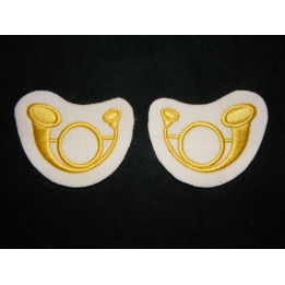 Horns for turnback ornaments, yellow on white, machine made, price by pair!