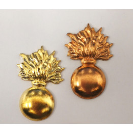 petite grenade en cuivre