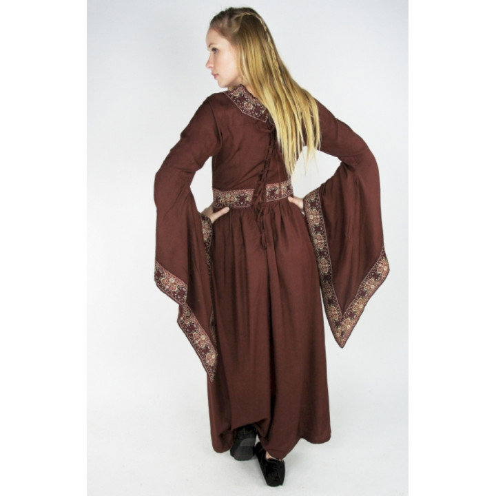 Robe Moyen-Âge renaissance marquante la taille et froncée sur les hanches