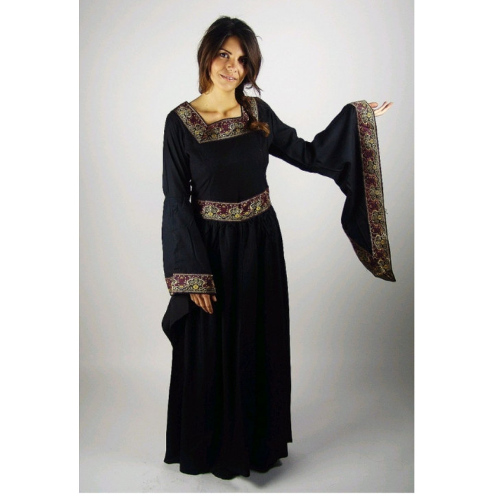 Robe Moyen-Âge renaissance marquante la taille et froncée sur les hanches