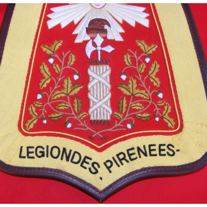 Sabretache de la légion des Pyrénnées: révolution