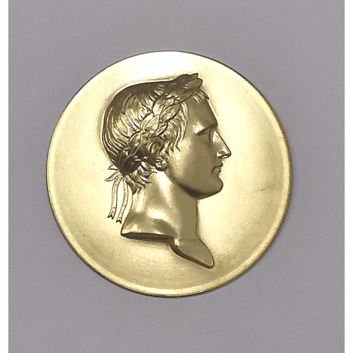 ok autre grande médaille empereur 16099 décapée 2020.jpg