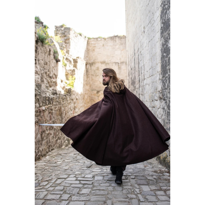 cape en laine marron fermoir dragon