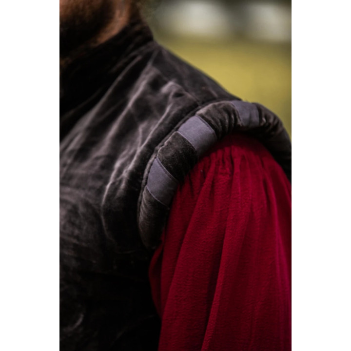 MARRON DETAIL MANCHE.jpg