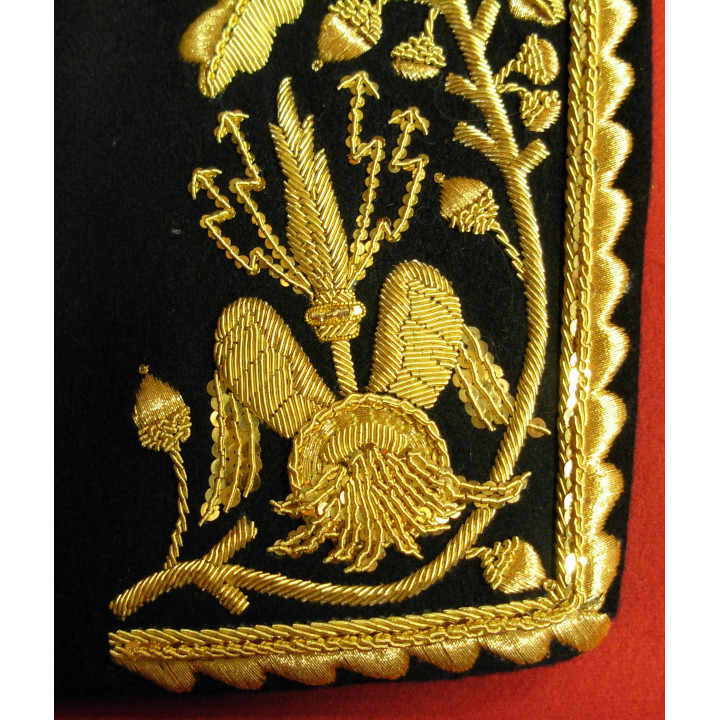 Petite tenue de maréchal d'Empire - Intérieurs des retroussis brodés